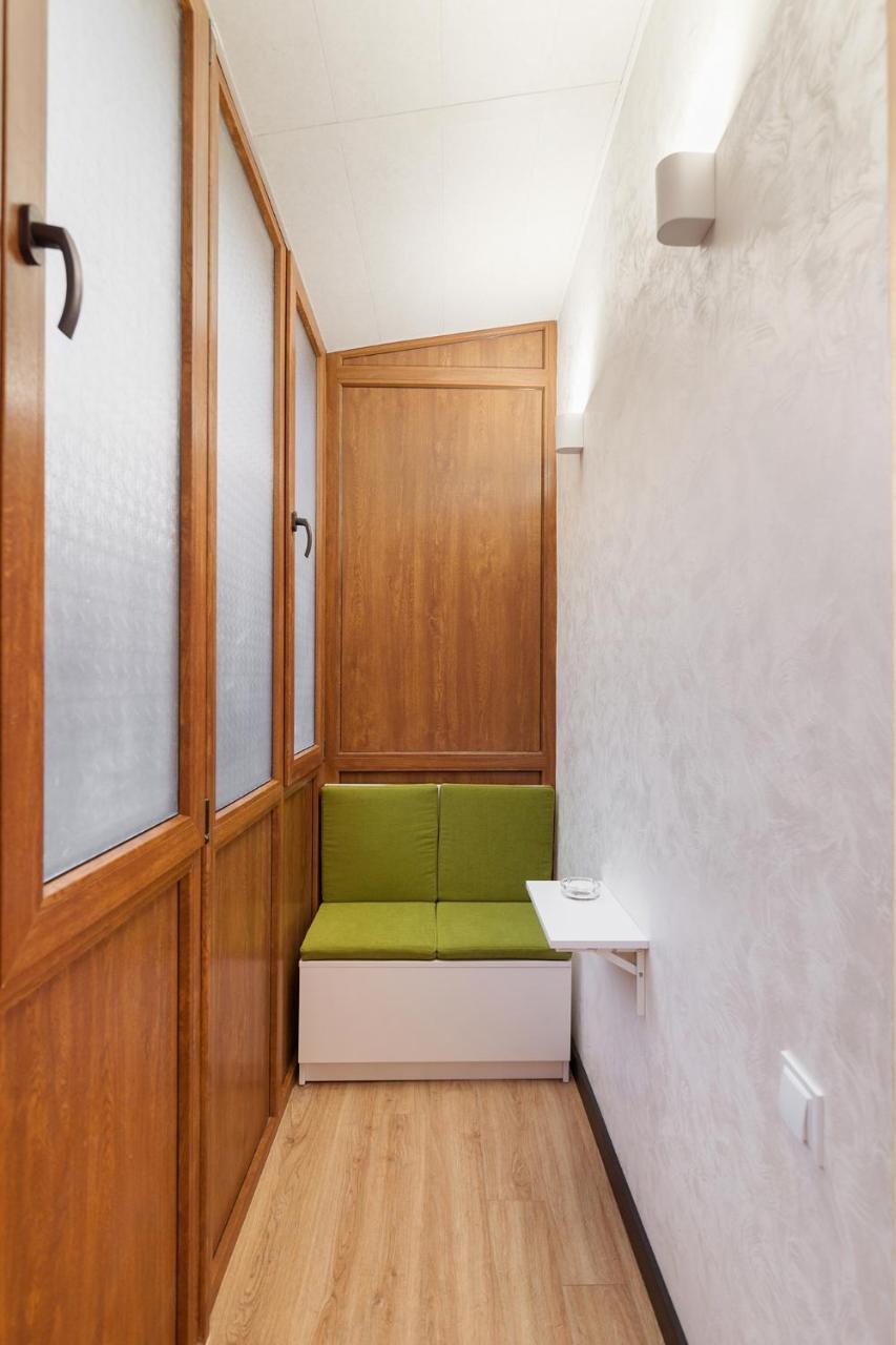 Leogrand Apartment On Doroshenka 38 리비프 외부 사진